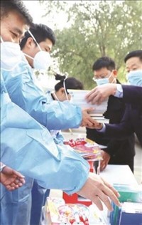 疫情再袭，书香不减新华人的默默坚守